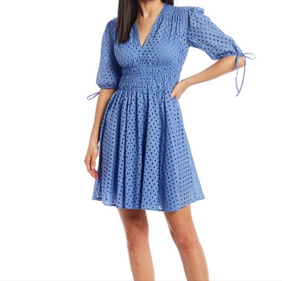 Taylor Tie Elbow Sleeves V-Neck Smocked Waist Cotton Eyelet Short Dress NWOT - Picture 1 of 9